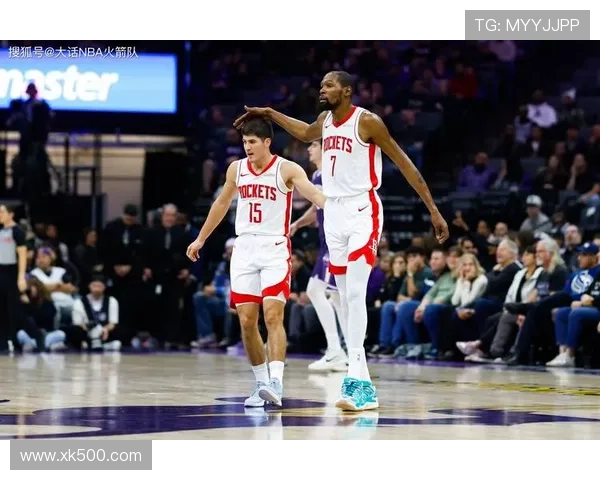 进攻亮眼关键犯规拖累胜利 进攻亮眼关键犯规拖累胜利